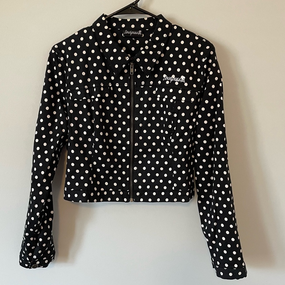 Cropped Polka Dot Jacket 🖤